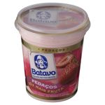 Iogurte-Batavo-Pedacos-Morango-450G
